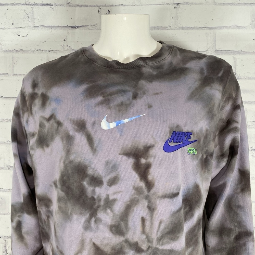 Nike Sweater Men's Small Sportswear Club Tie-Dye Logo Festival Top Purple Crew